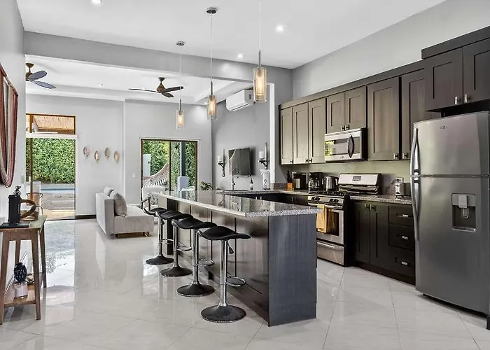 Casa Dasani - Beautiful House With Private Pool